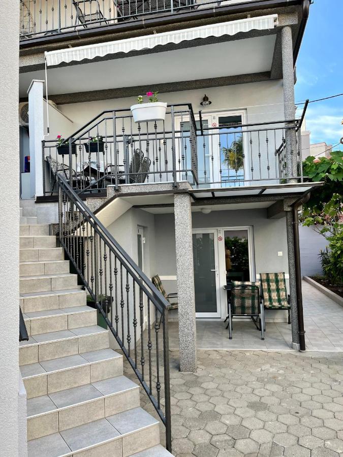 Apartmani Marina Цриквениця Екстер'єр фото