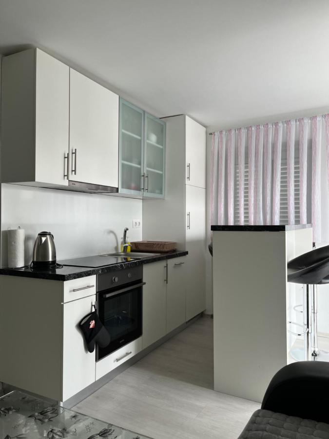 Apartmani Marina Цриквениця Екстер'єр фото